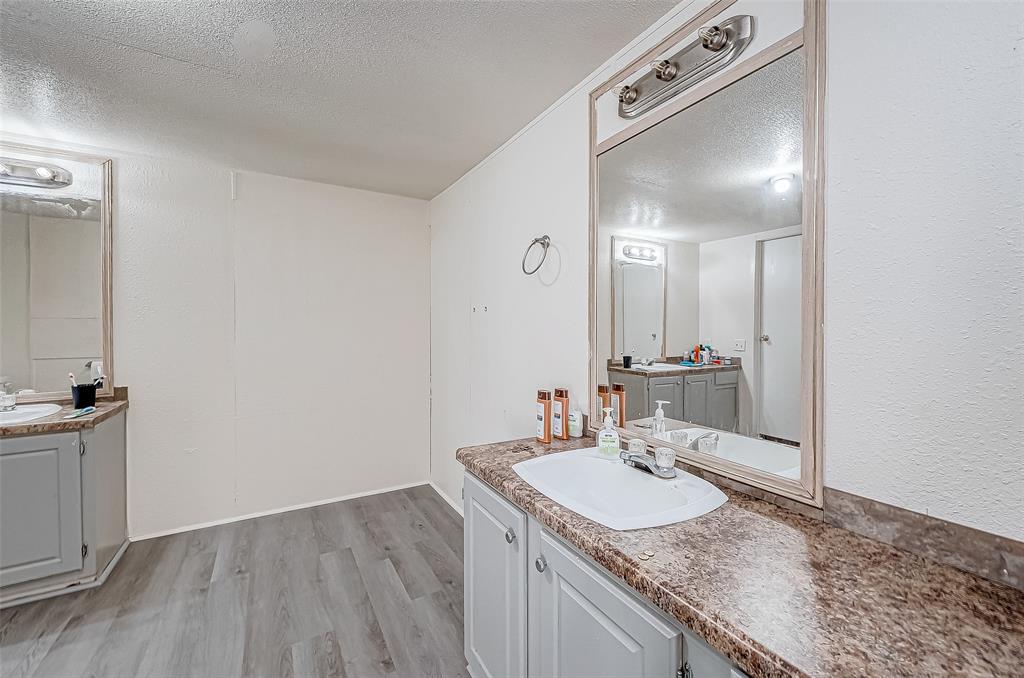 100 Mulcahy Street #264, Damon, Texas image 11