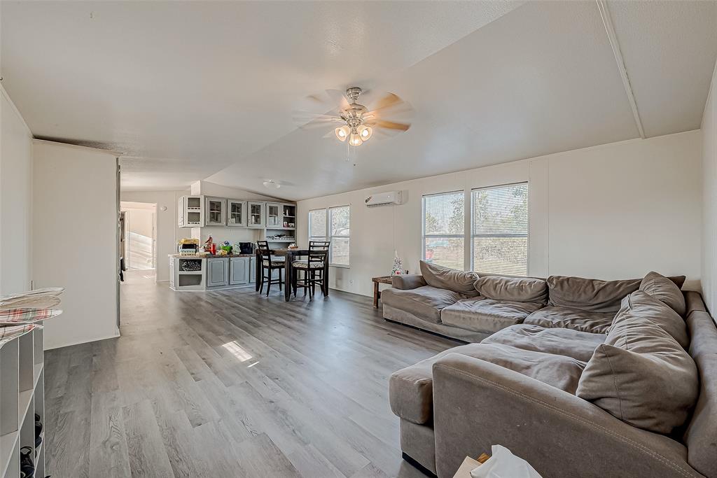100 Mulcahy Street #264, Damon, Texas image 7