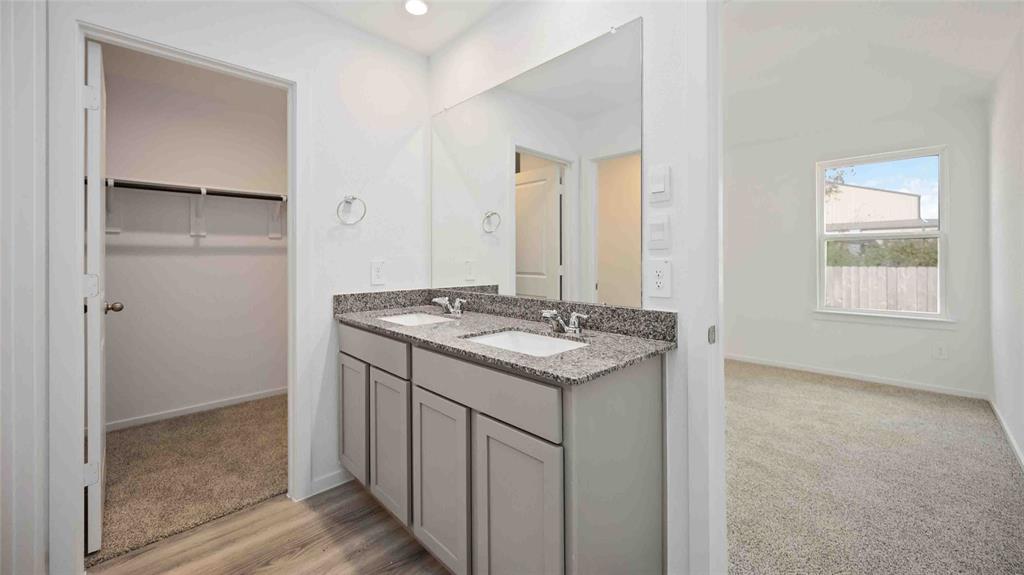 13512 Heritage Meadow Lane Lane, Houston, Texas image 8