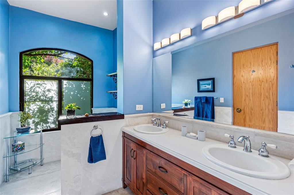 Mexico, 3 Bedrooms Bedrooms, ,4 BathroomsBathrooms,Residential,Active,39877