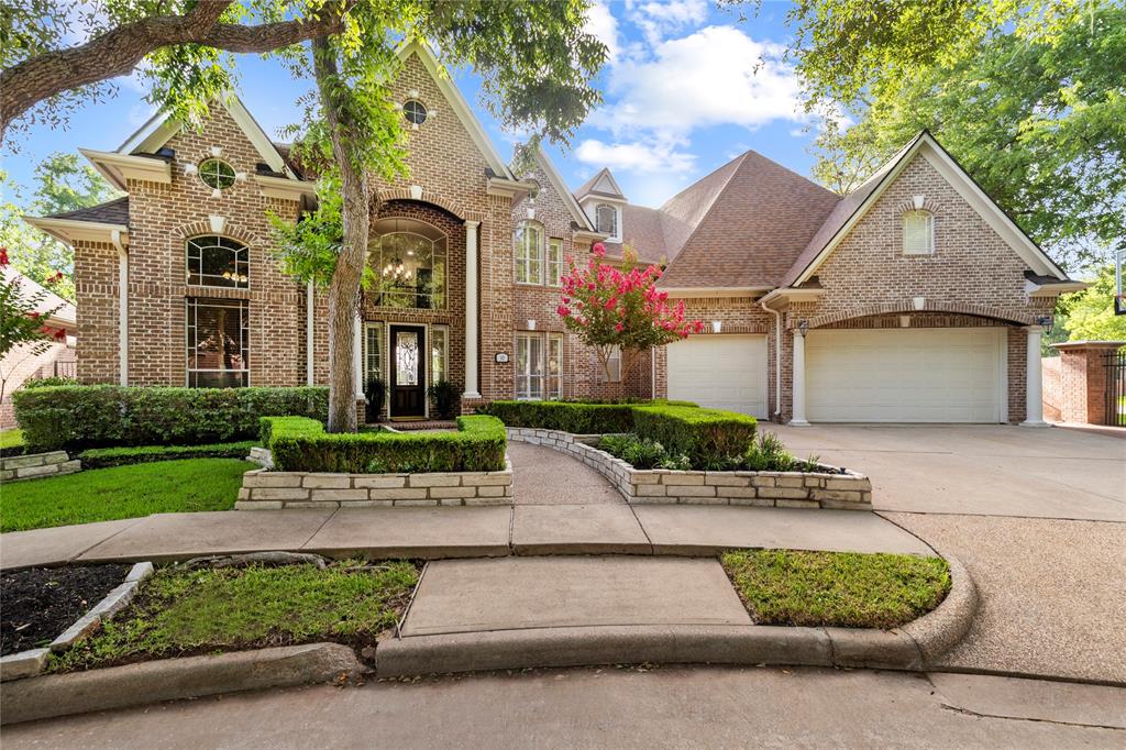 10 Sullivans Court