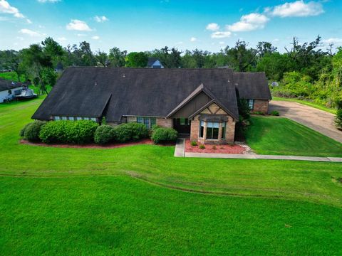 A home in Lake Jackson