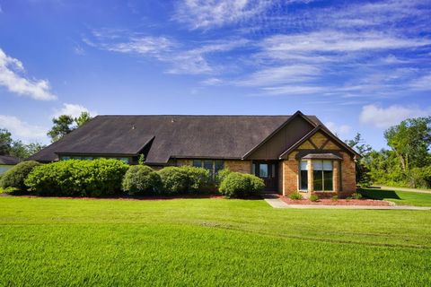 A home in Lake Jackson