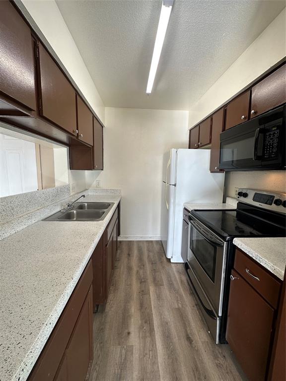 206 Plaza Verde Drive #C31, Houston, Texas image 7