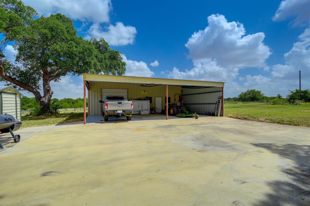 1601 Babylon Lane, Schulenburg, Texas image 42