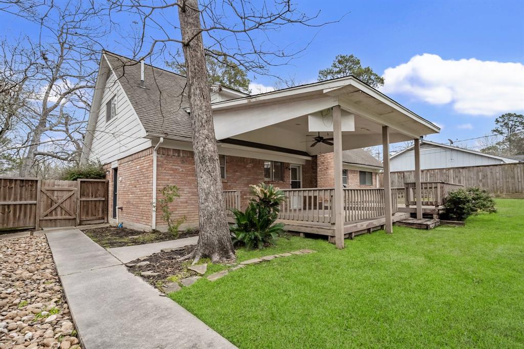 207 Willowick Drive, Conroe, Texas image 28