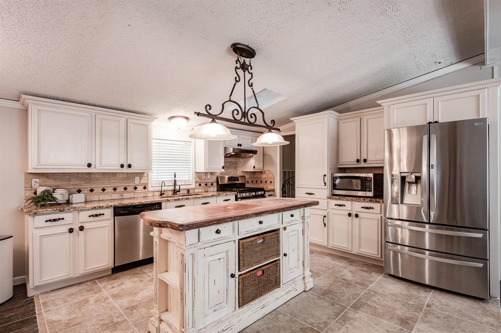 24274 Enloe Rd Drive, Porter, Texas image 11