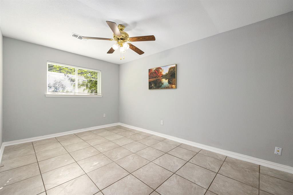 218 Chariot Lane, New Caney, Texas image 16