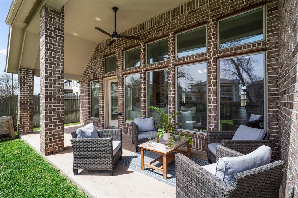 9002 Stanley Oak Drive, Missouri City, Texas image 41