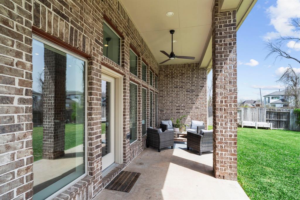 9002 Stanley Oak Drive, Missouri City, Texas image 39