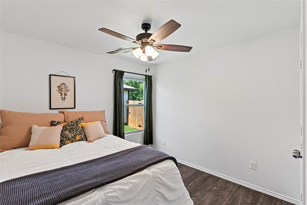 2117 Heritage Meadow Lane, Bryan, Texas image 24