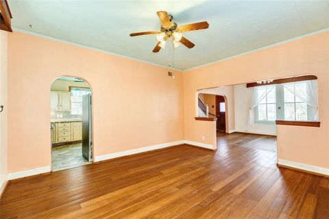 Single Family Residence in Galveston TX 3727 Avenue N 1/2 12.jpg