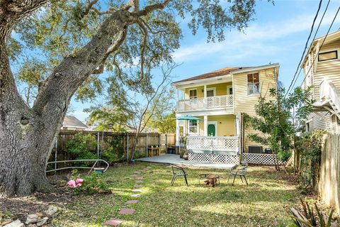 Single Family Residence in Galveston TX 3727 Avenue N 1/2 31.jpg