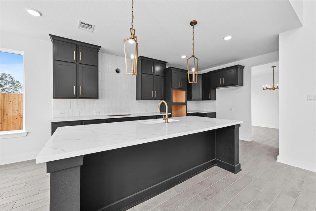 15644 Broadway Bend Drive, Conroe, Texas image 6
