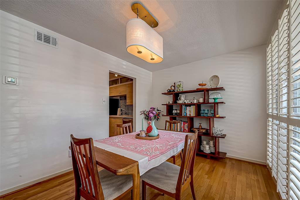 Houston, Texas 77057, United States, 2 Bedrooms Bedrooms, ,2 BathroomsBathrooms,Residential,Active,40655