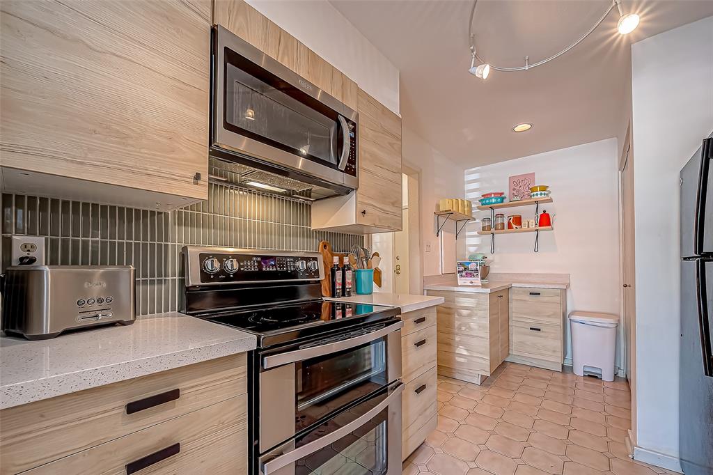 Houston, Texas 77057, United States, 2 Bedrooms Bedrooms, ,2 BathroomsBathrooms,Residential,Active,40655