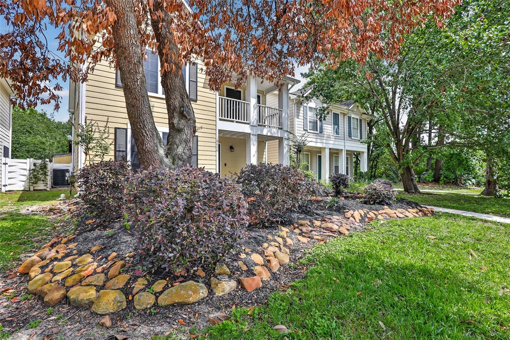 18606 Atasca Oaks Drive, Humble, Texas image 3