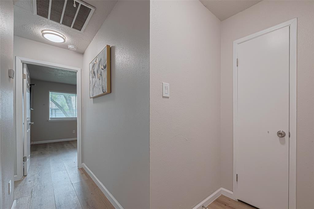 5825 Village Forest Court, Houston, Texas image 26