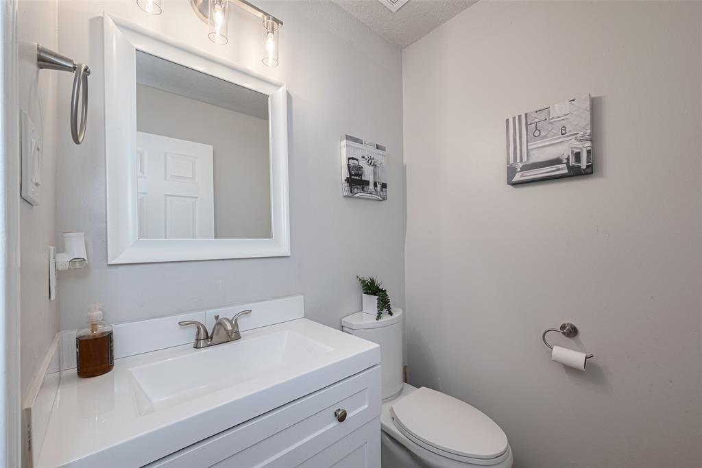 5825 Village Forest Court, Houston, Texas image 15