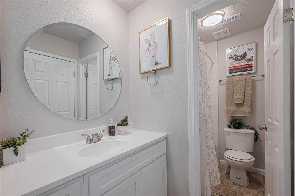 5825 Village Forest Court, Houston, Texas image 21
