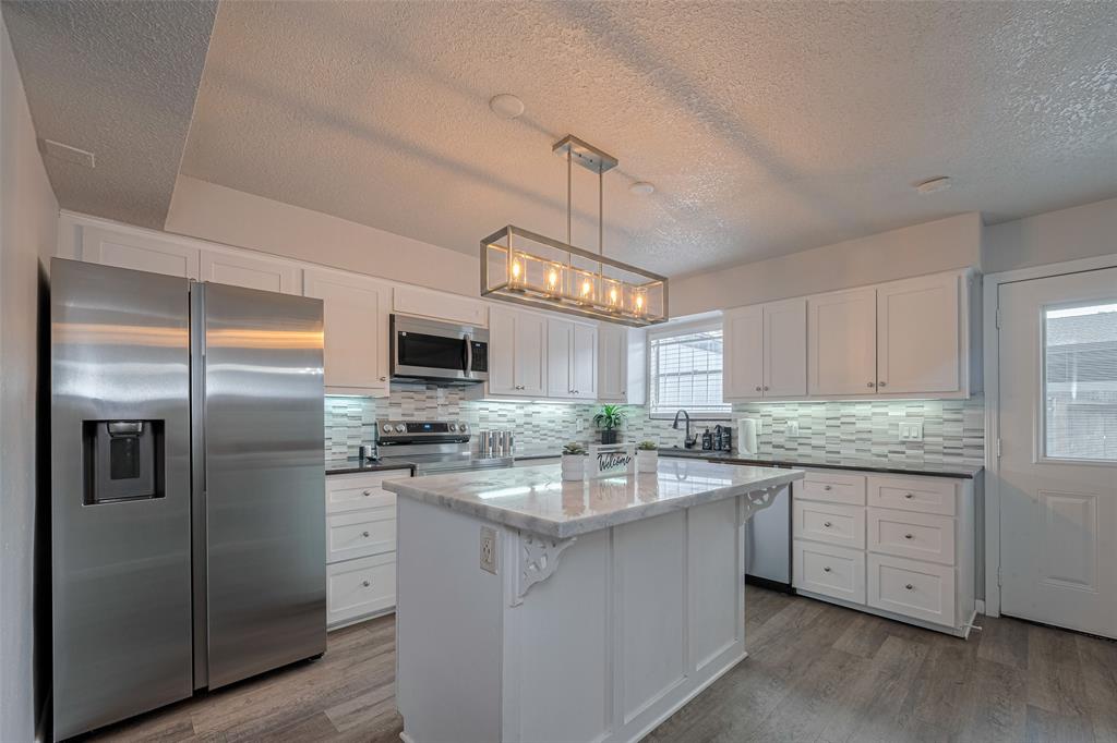 5825 Village Forest Court, Houston, Texas image 1