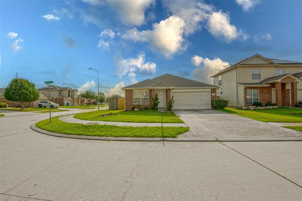 21734 Oriole Trail, Humble, Texas image 3