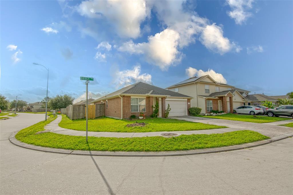21734 Oriole Trail, Humble, Texas image 2