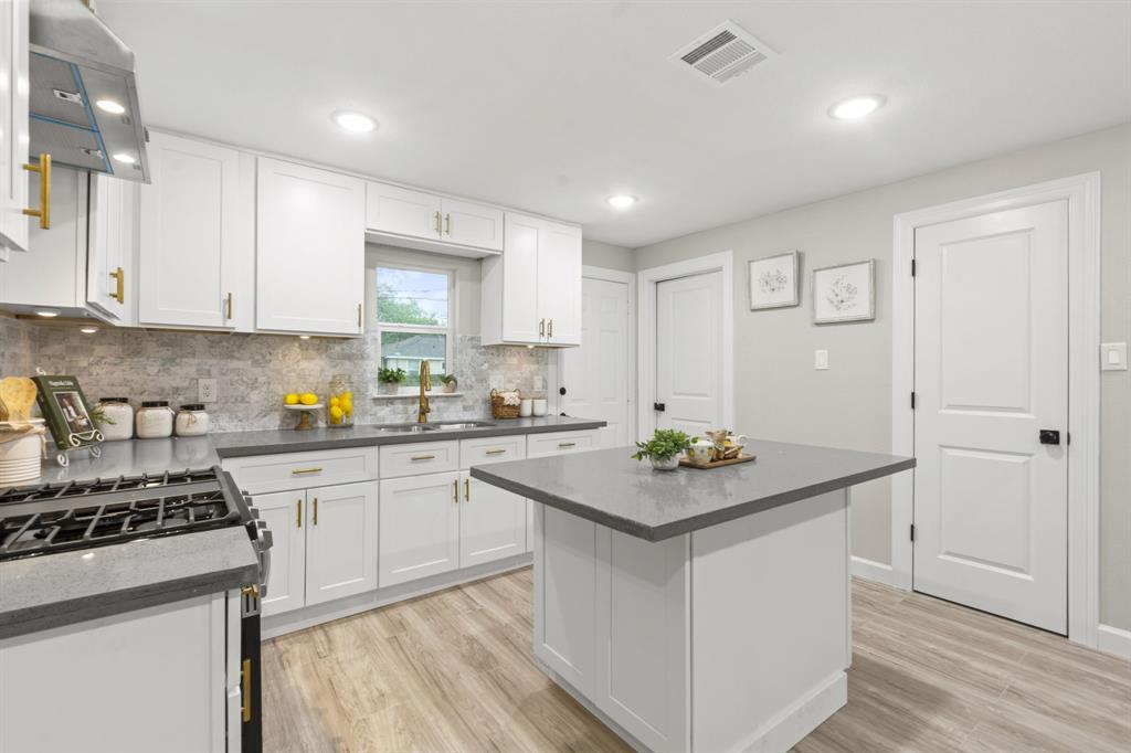 1426 16th Street, Galena Park, Texas image 14
