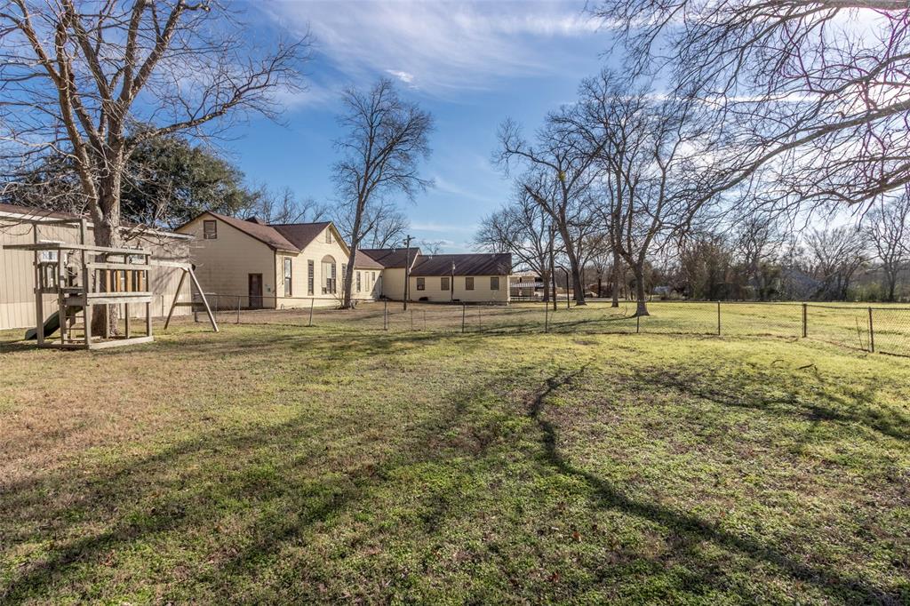 1500 W 9th Street, Caldwell, Texas image 22