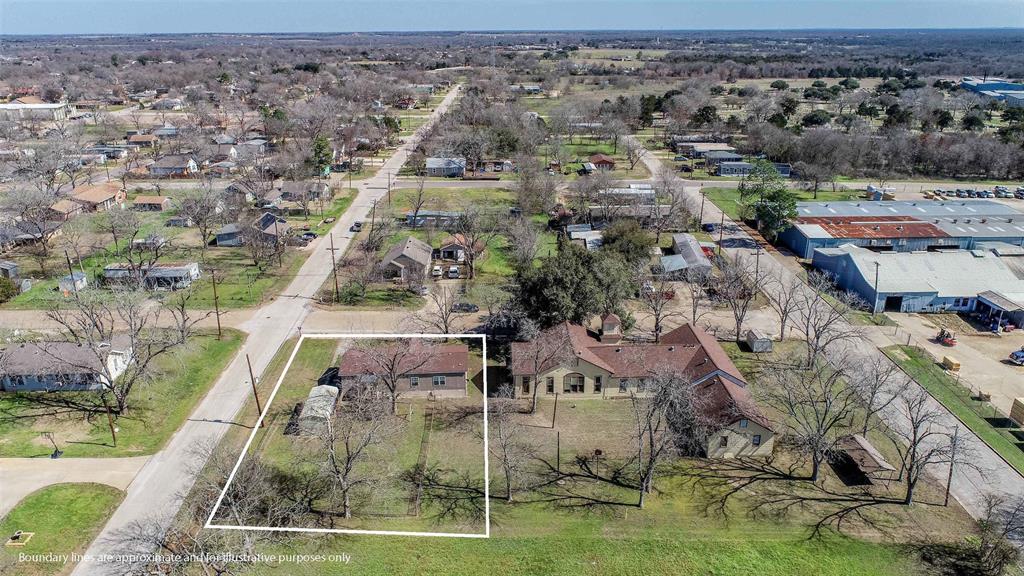 1500 W 9th Street, Caldwell, Texas image 28