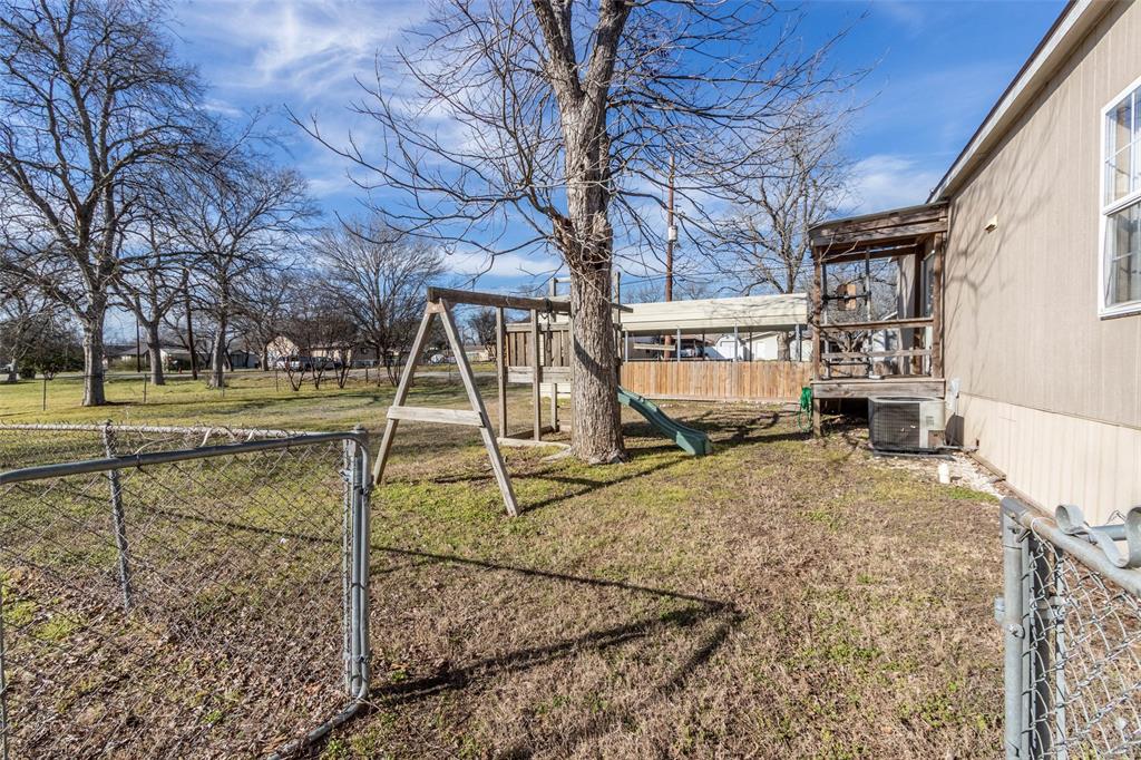 1500 W 9th Street, Caldwell, Texas image 18