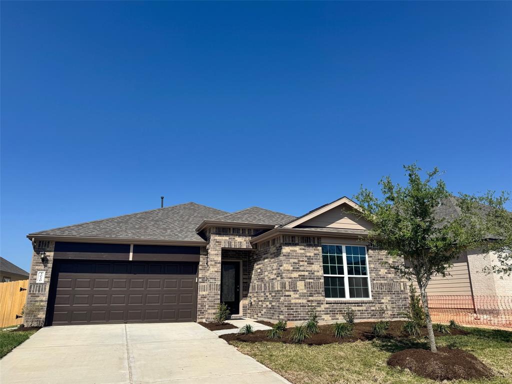 3020 Chestnut Lane, Brookshire, Texas image 1