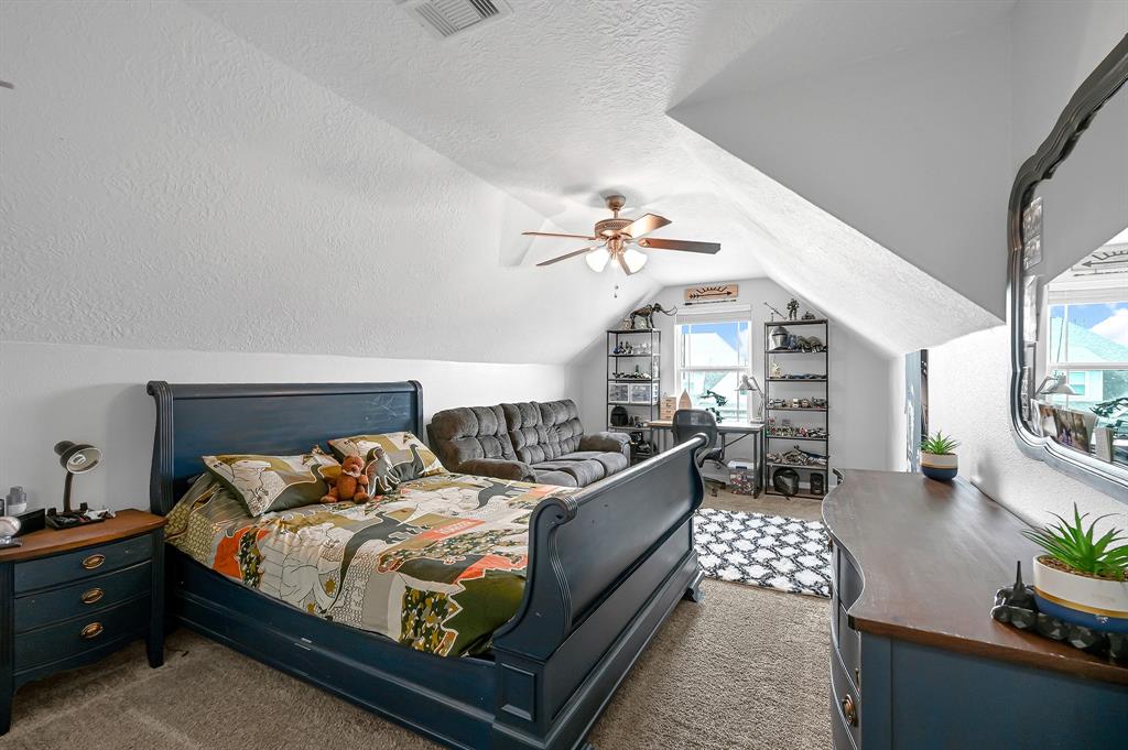 14402 Meadowlands Drive, Mont Belvieu, Texas image 17