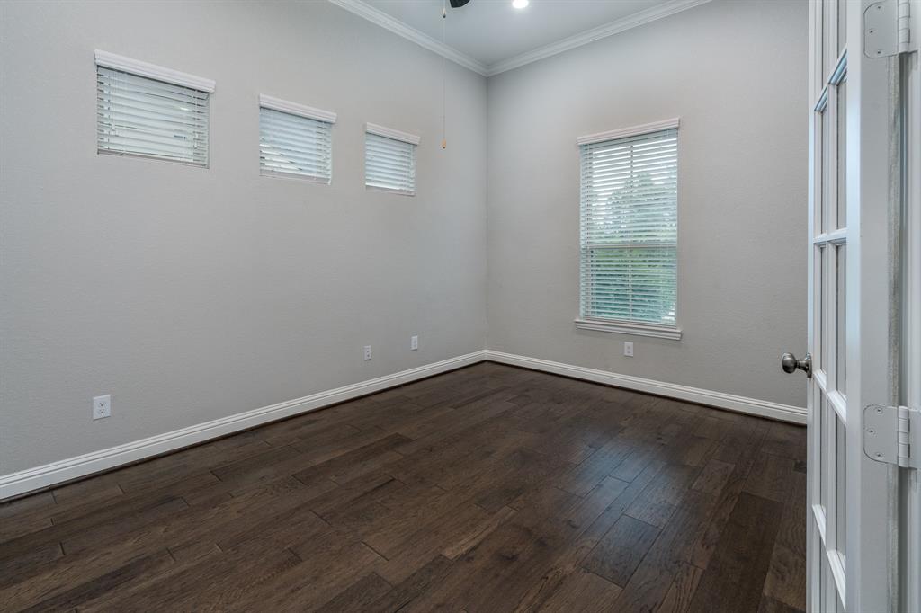 1083 Ginger Glade Lane, Pinehurst, Texas image 8