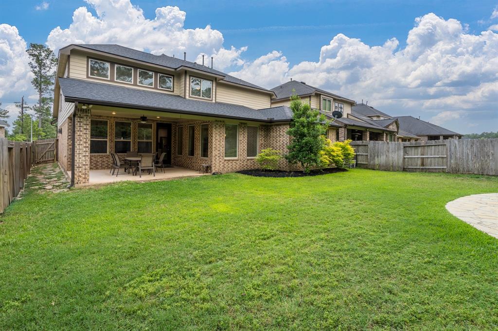 1083 Ginger Glade Lane, Pinehurst, Texas image 39