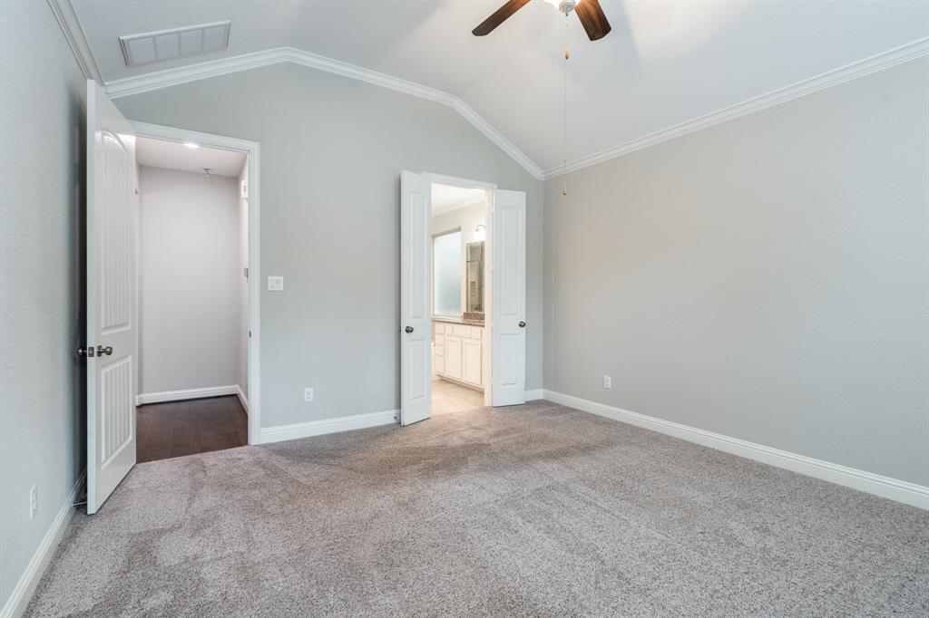1083 Ginger Glade Lane, Pinehurst, Texas image 23