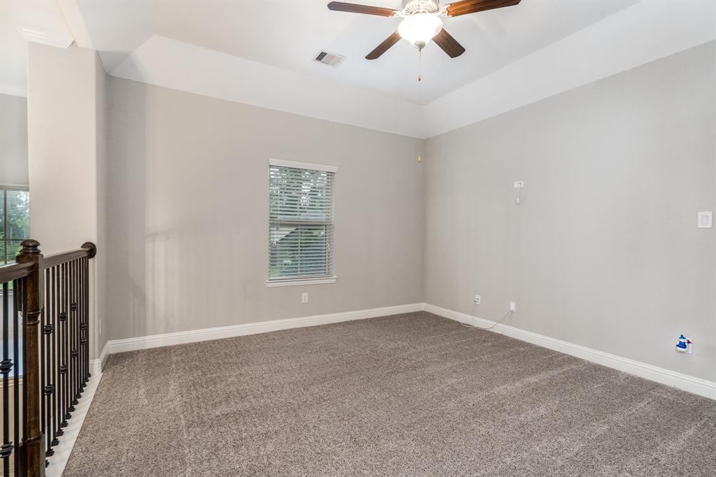 1083 Ginger Glade Lane, Pinehurst, Texas image 29