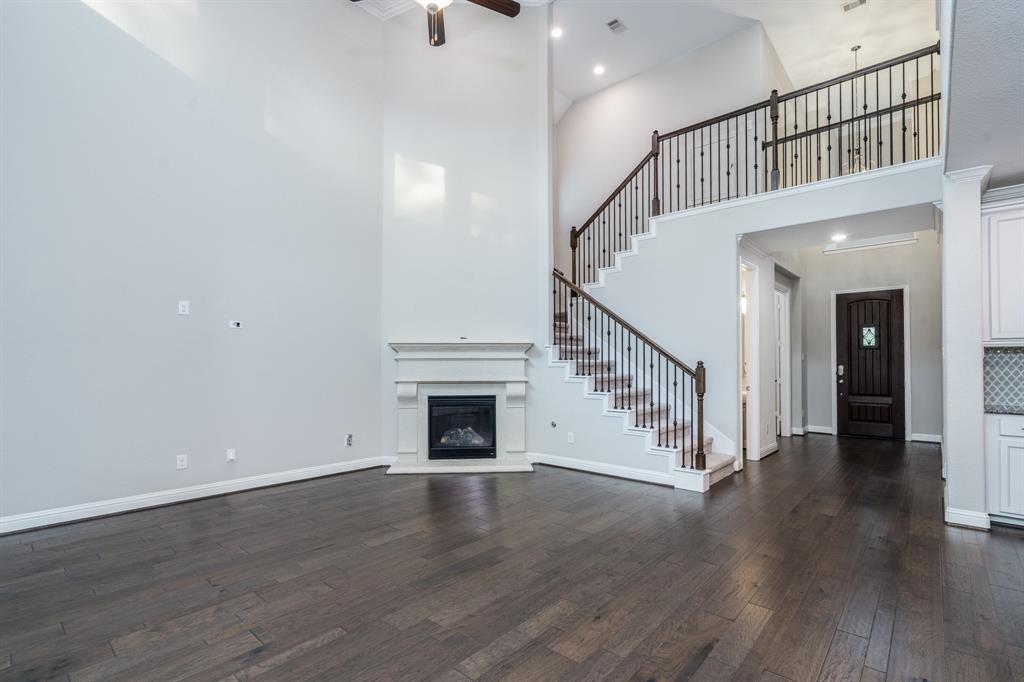 1083 Ginger Glade Lane, Pinehurst, Texas image 13