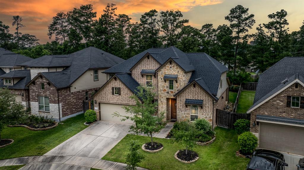 1083 Ginger Glade Lane, Pinehurst, Texas image 1