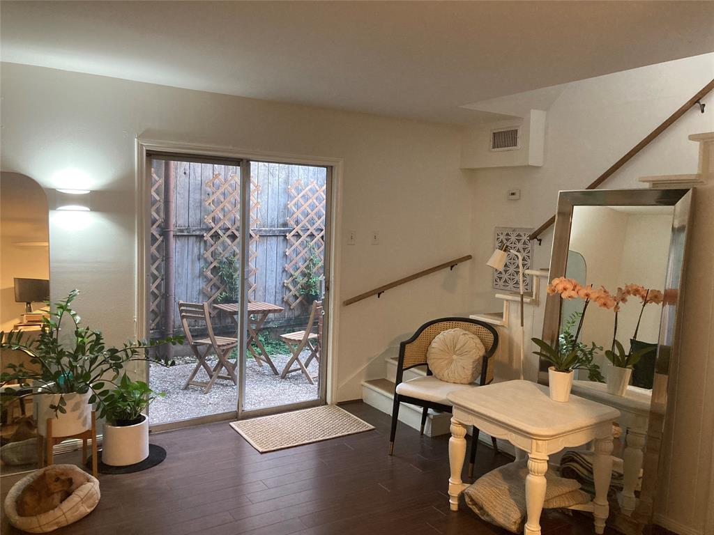 2225 Mimosa Drive #5, Houston, Texas image 3