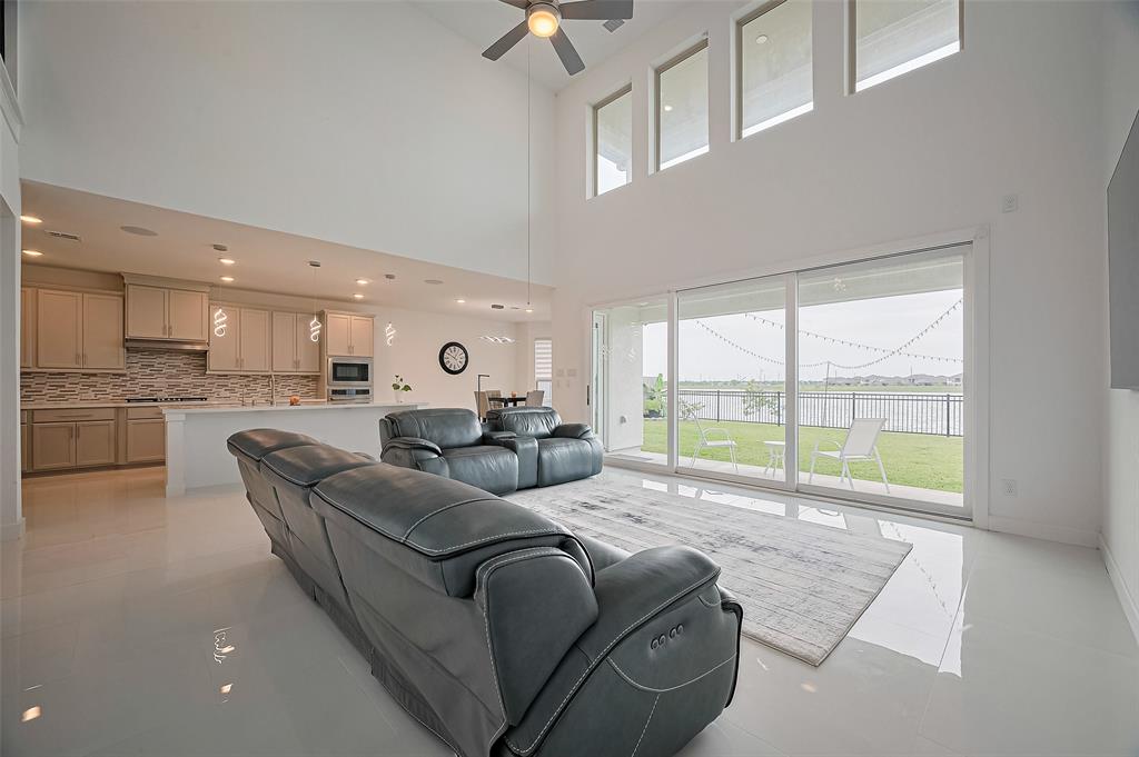 18311 Licola Meadow Lane, Richmond, Texas image 6