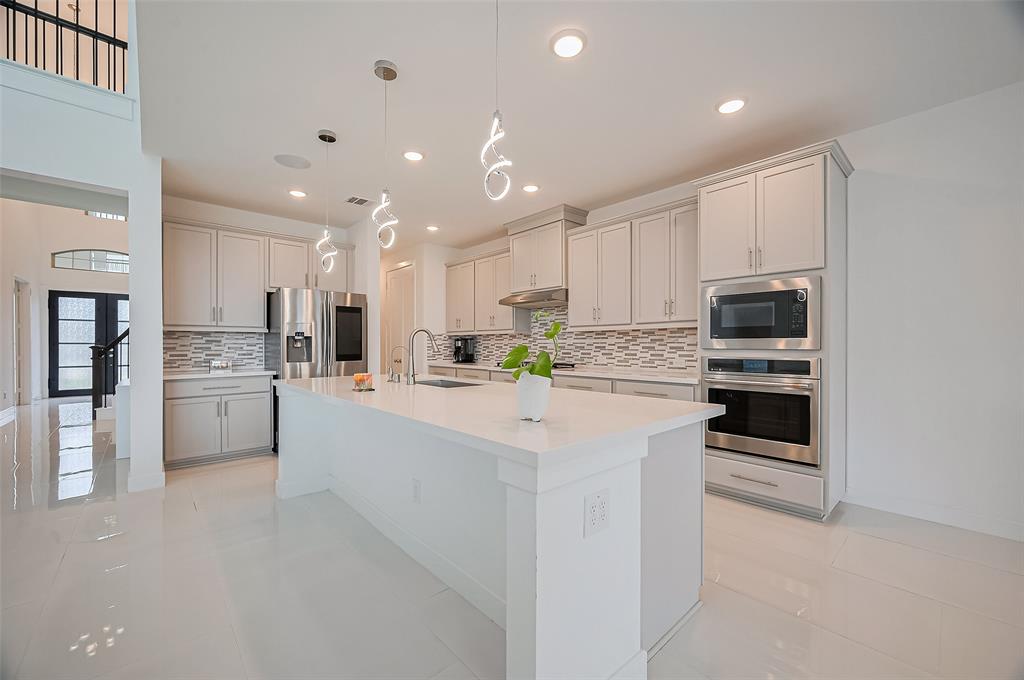 18311 Licola Meadow Lane, Richmond, Texas image 7