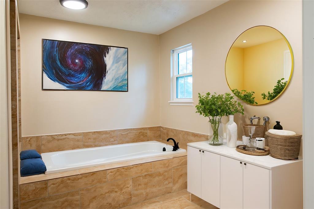 Conroe, Texas 77304, United States, 5 Bedrooms Bedrooms, ,5 BathroomsBathrooms,Residential,Active,26370