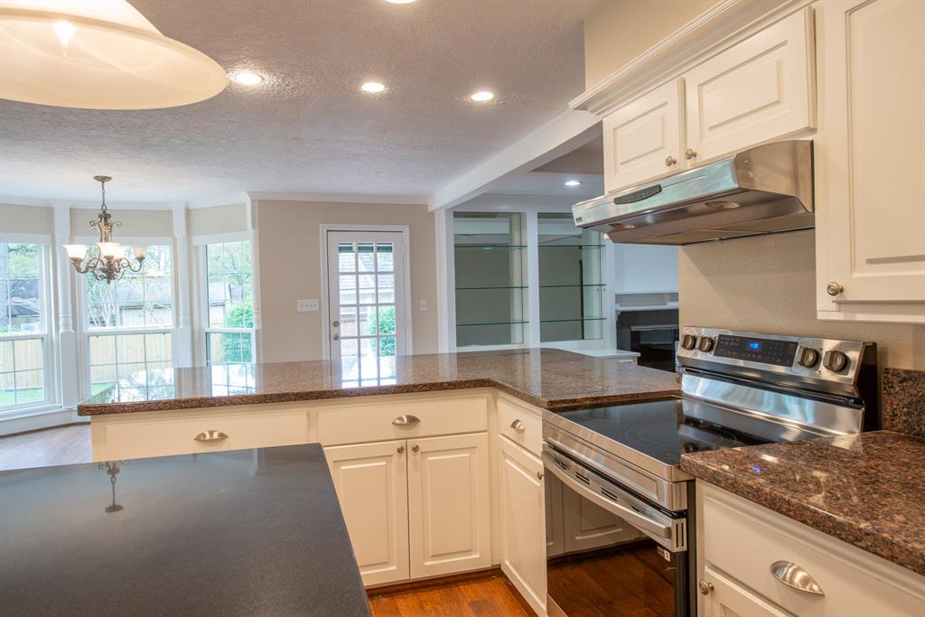 Conroe, Texas 77304, United States, 5 Bedrooms Bedrooms, ,5 BathroomsBathrooms,Residential,Active,26370