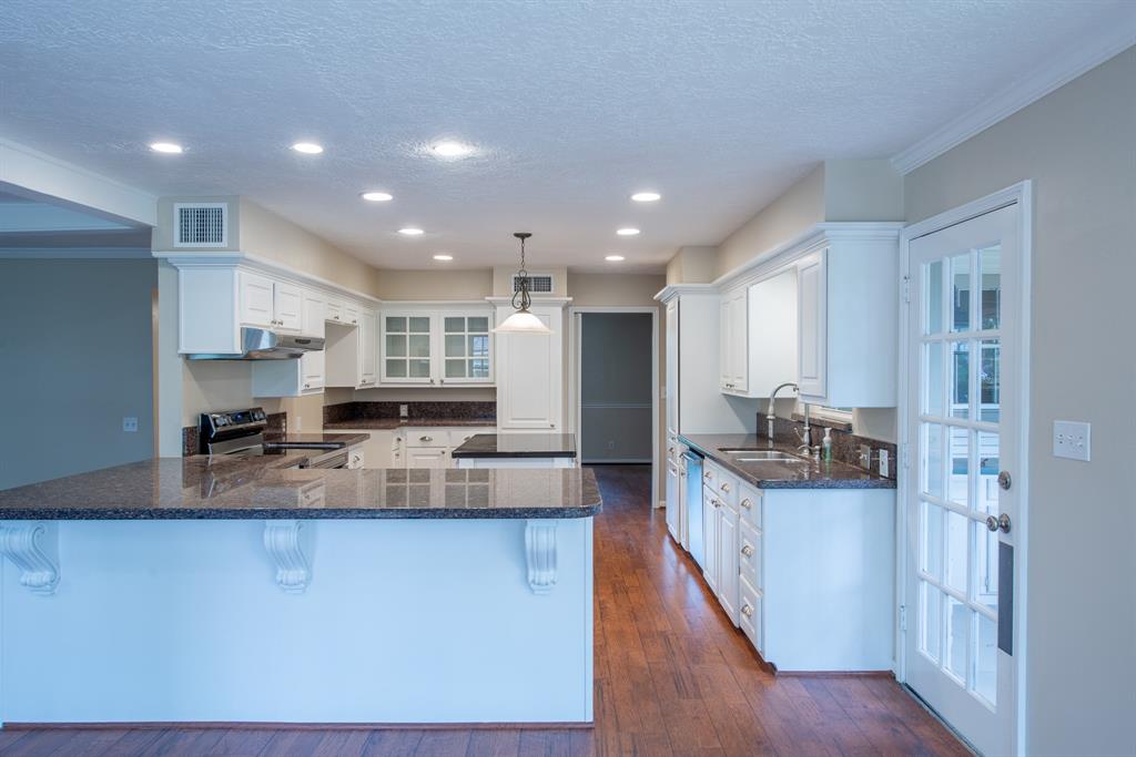 Conroe, Texas 77304, United States, 5 Bedrooms Bedrooms, ,5 BathroomsBathrooms,Residential,Active,26370