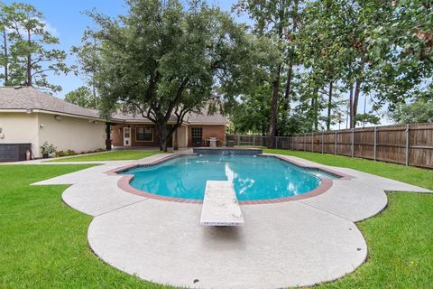 Single Family Residence in Houston TX 12926 Copeland Drive 35.jpg