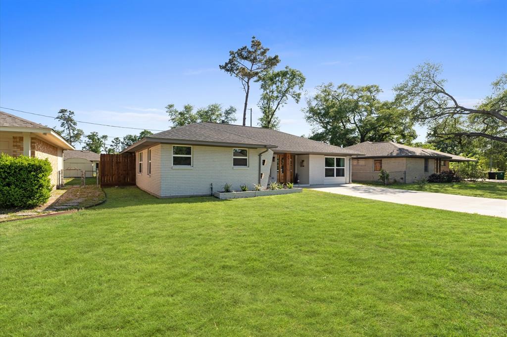 2215 Nina Lee Lane, Houston, Texas image 4