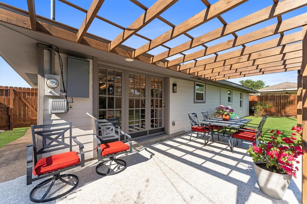 2215 Nina Lee Lane, Houston, Texas image 29