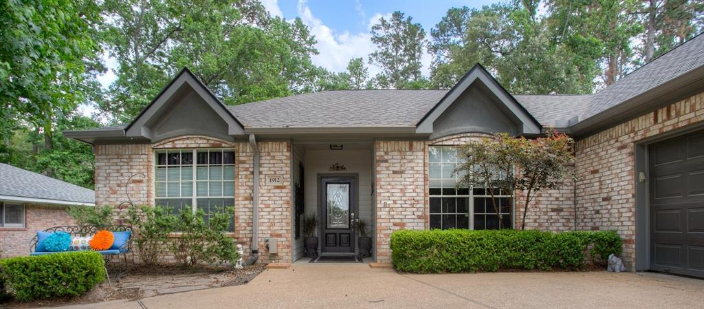 1912 Rollingwood Drive