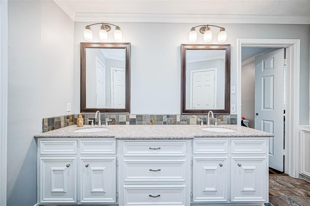 11607 Knobcrest Drive, Houston, Texas image 26